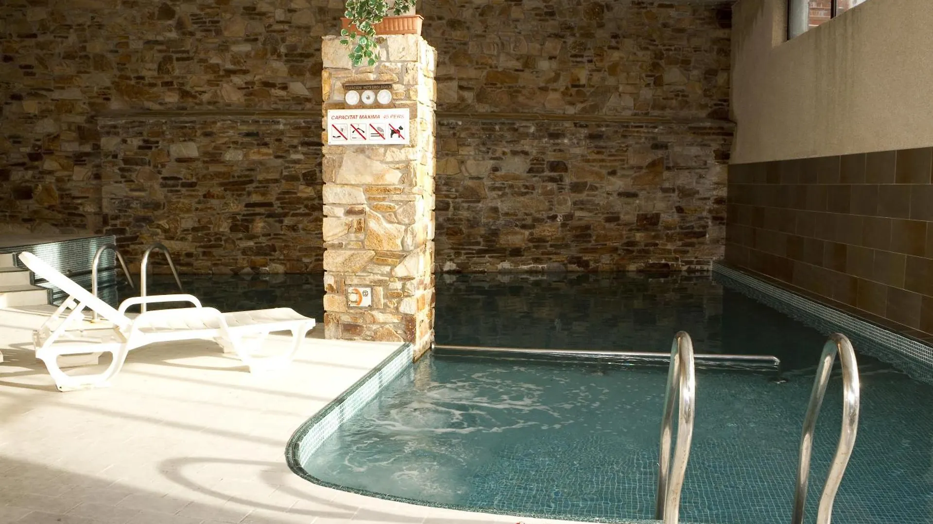 Hotel Solana Arinsal 3*,